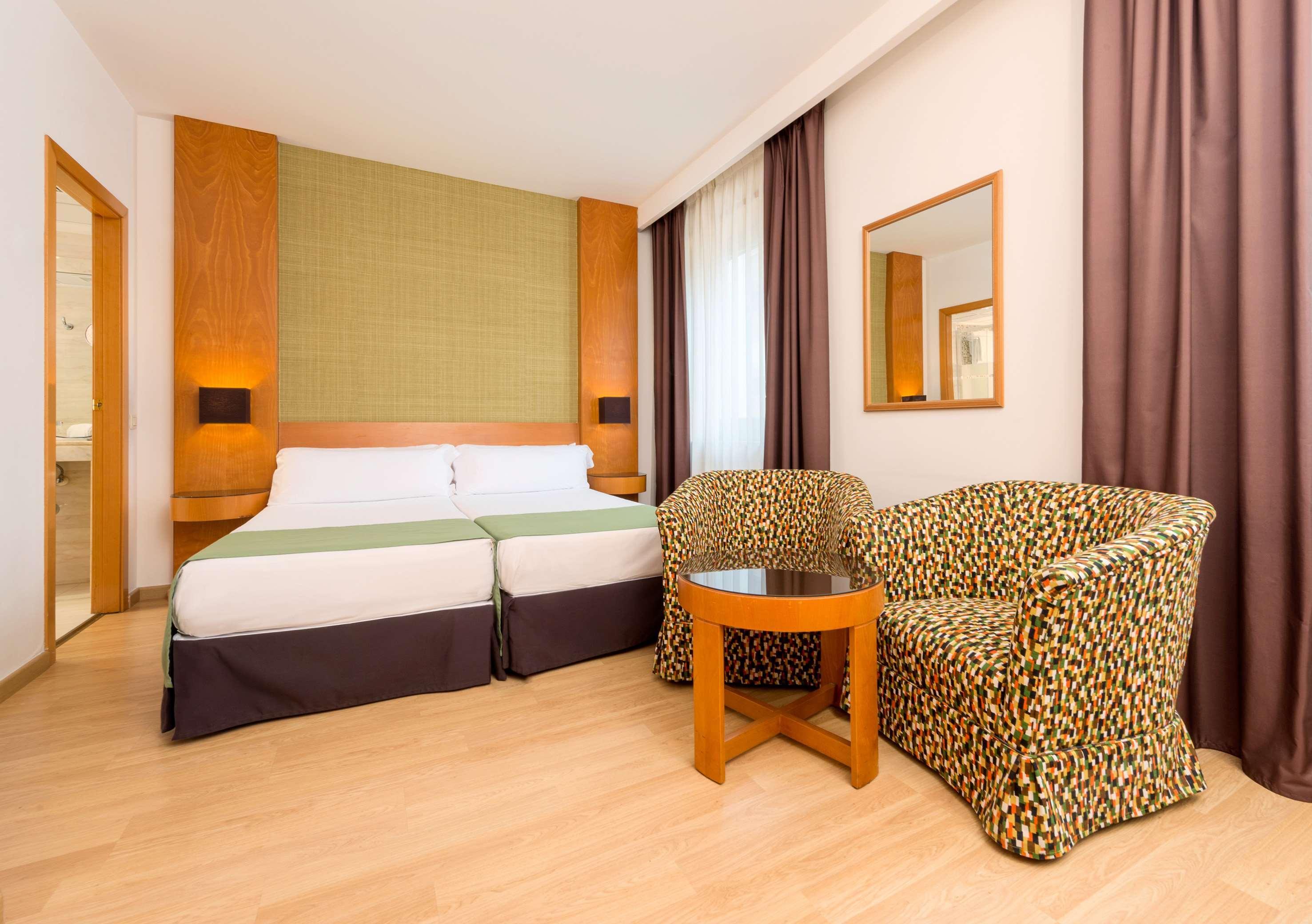 Hotel Elche Centro , Affiliated By Melia Екстериор снимка