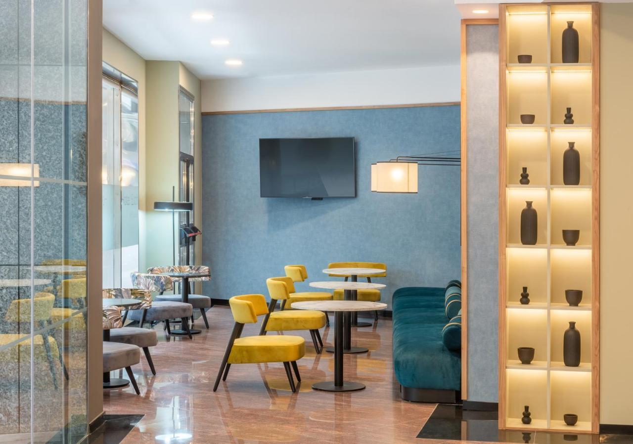 Hotel Elche Centro , Affiliated By Melia Екстериор снимка