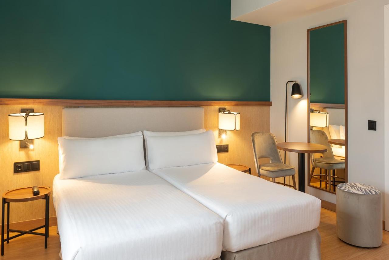 Hotel Elche Centro , Affiliated By Melia Екстериор снимка