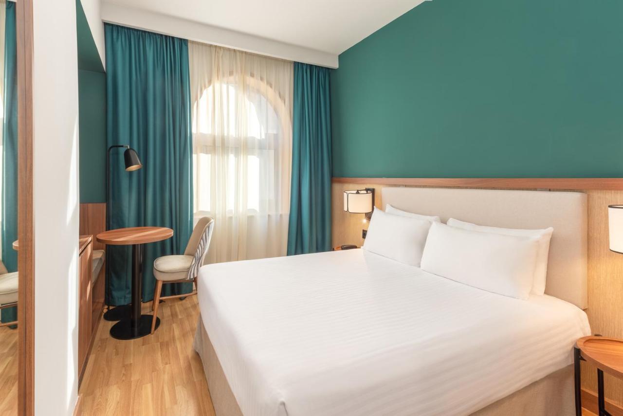 Hotel Elche Centro , Affiliated By Melia Екстериор снимка
