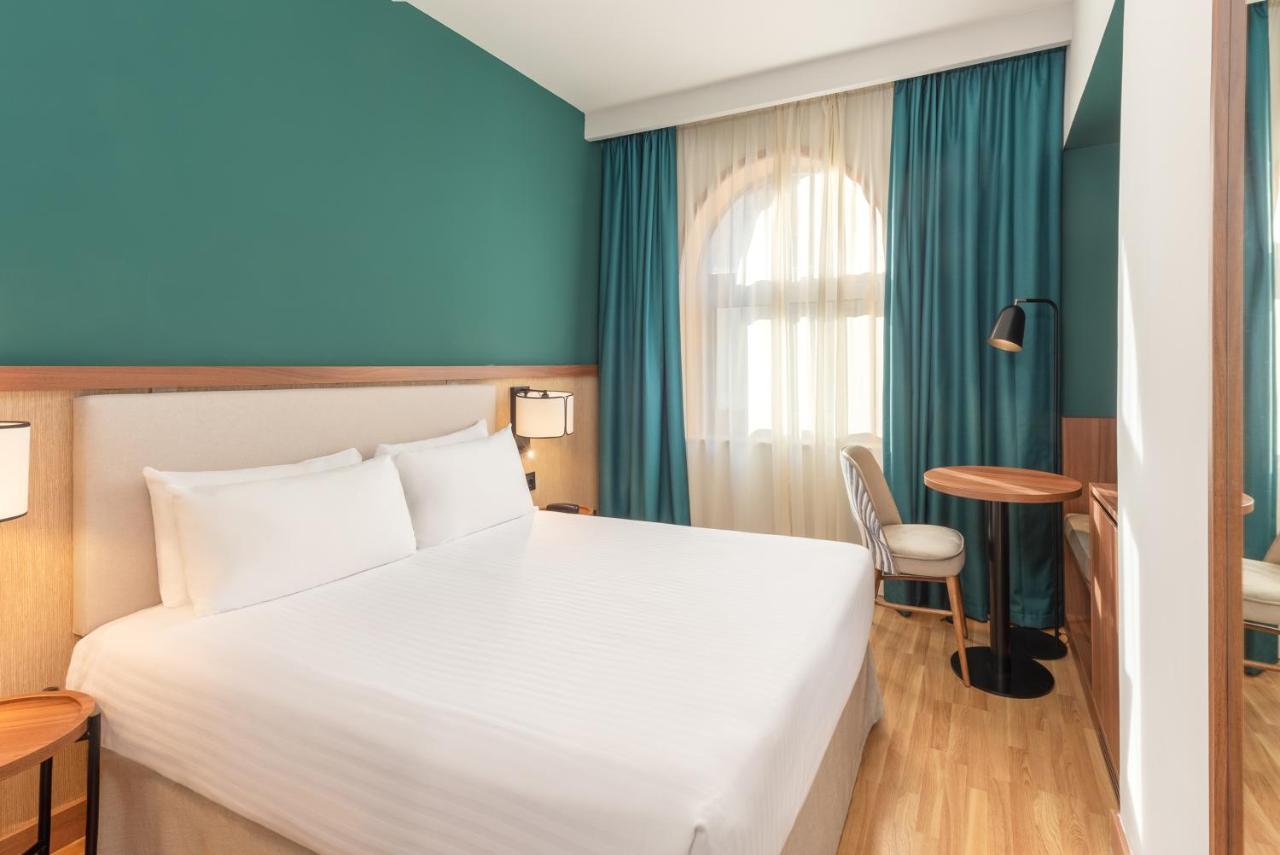 Hotel Elche Centro , Affiliated By Melia Екстериор снимка