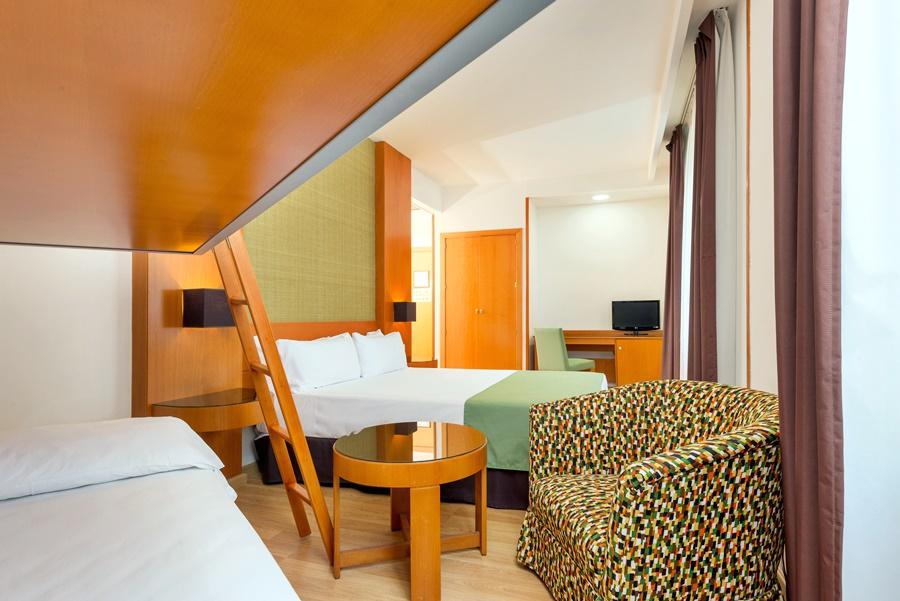 Hotel Elche Centro , Affiliated By Melia Екстериор снимка