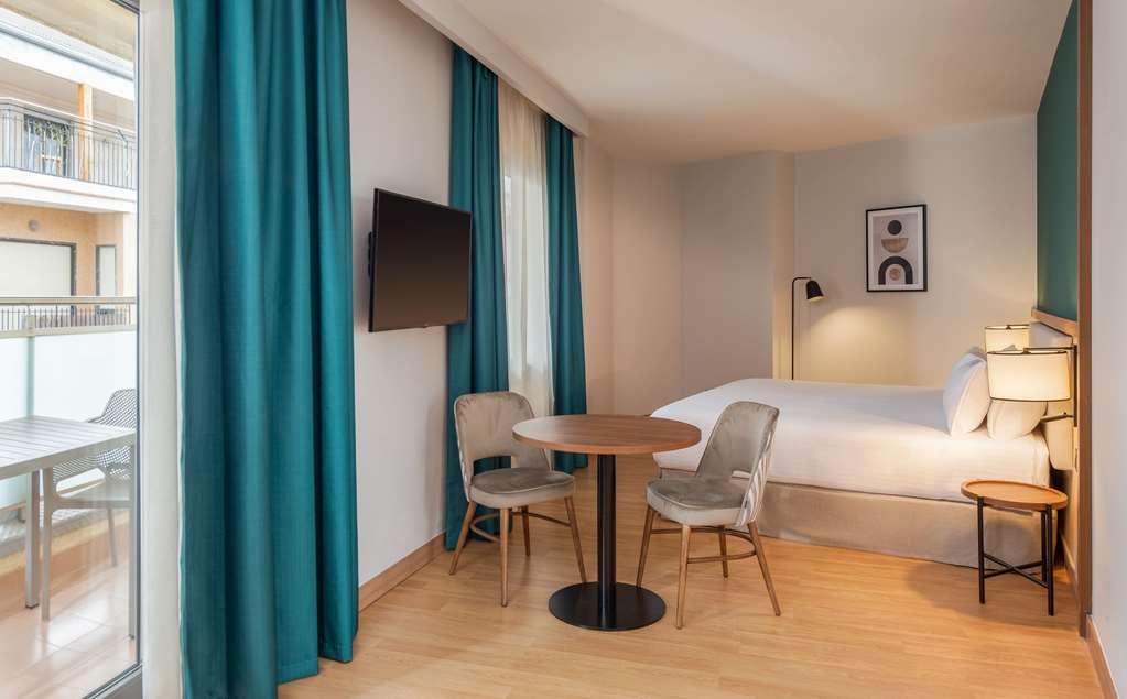 Hotel Elche Centro , Affiliated By Melia Стая снимка