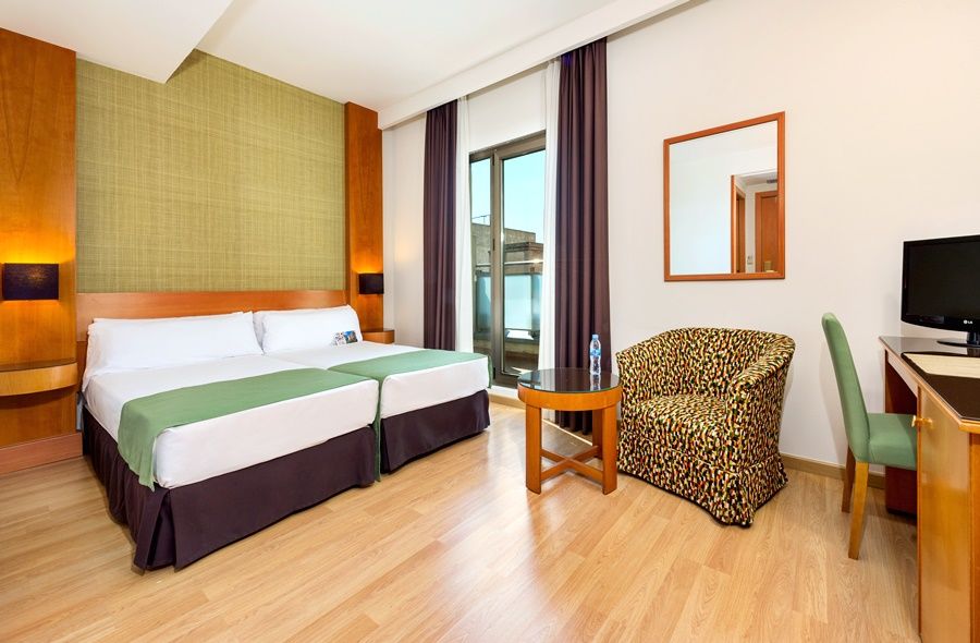Hotel Elche Centro , Affiliated By Melia Екстериор снимка